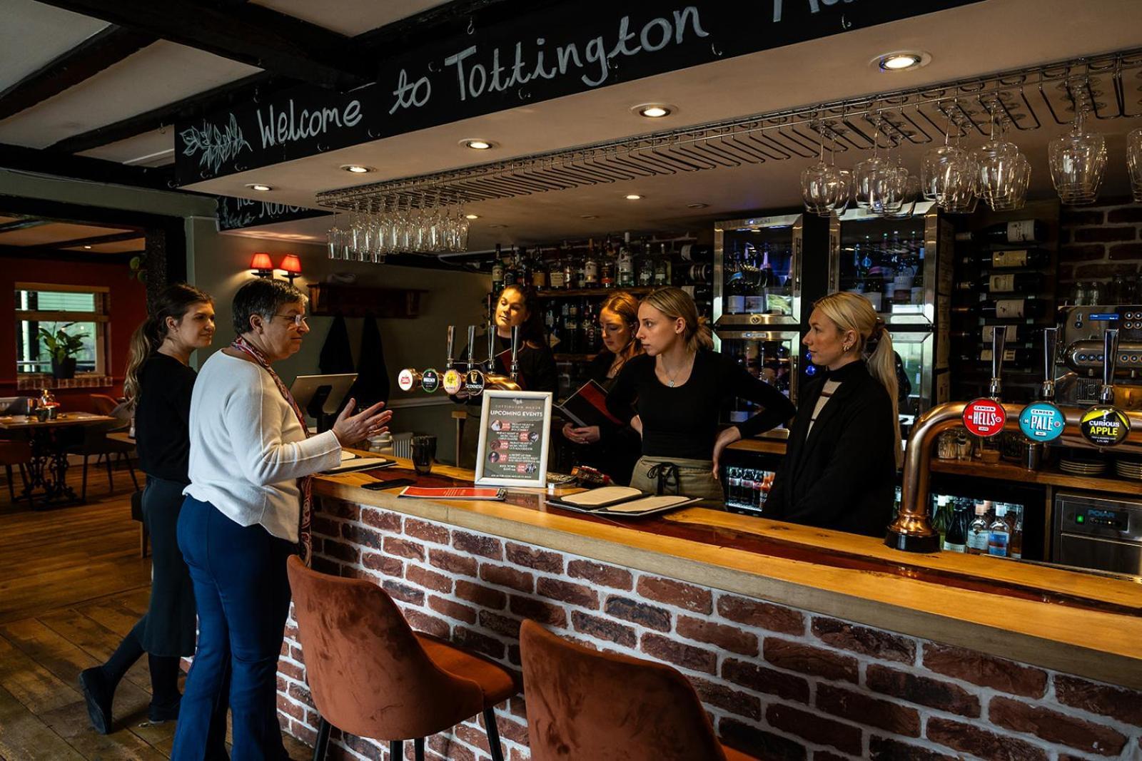 Tottington Manor Hotel Henfield Buitenkant foto